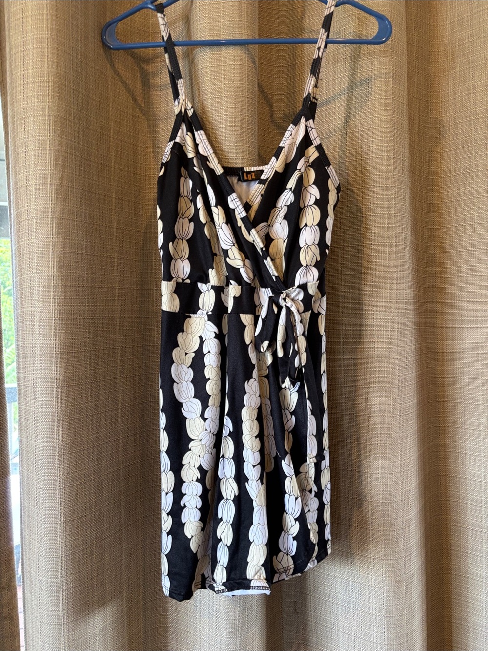 Hawaiian Lei Print Romper | Black & Cream Tie-Front Halter | Size Large